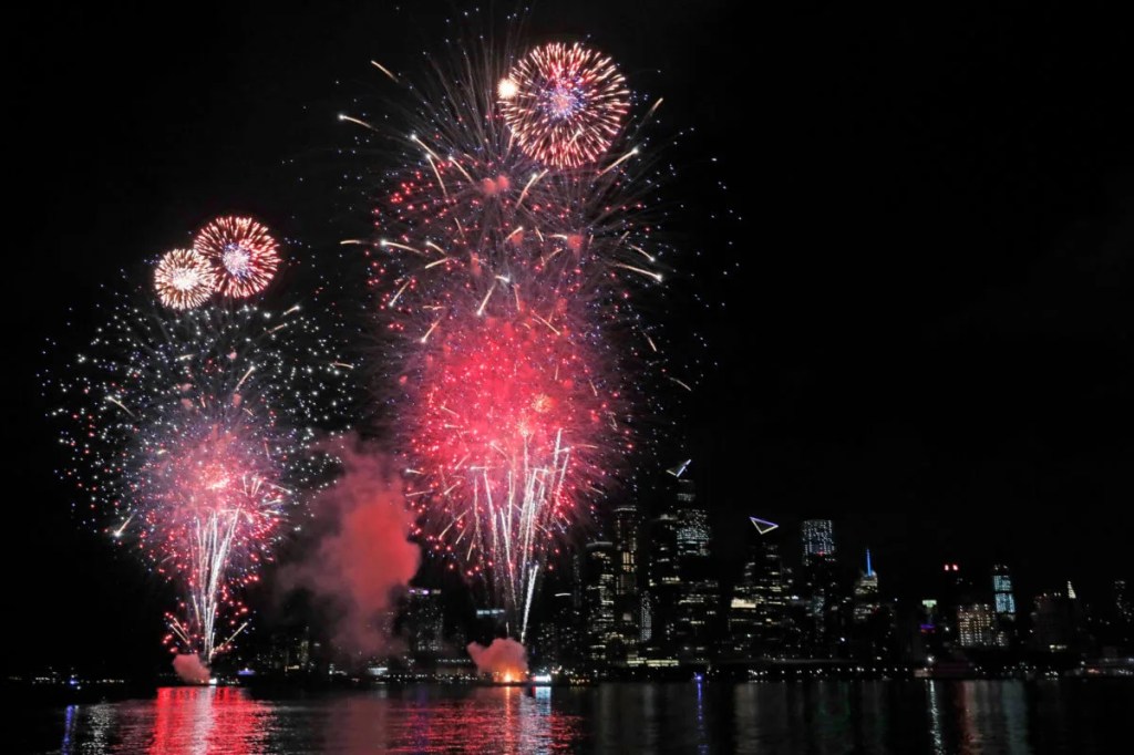 Stay Outdoors but Avoid Large Crowds: How to Celebrate Fourth of July While Protecting Yourself From COVID-19