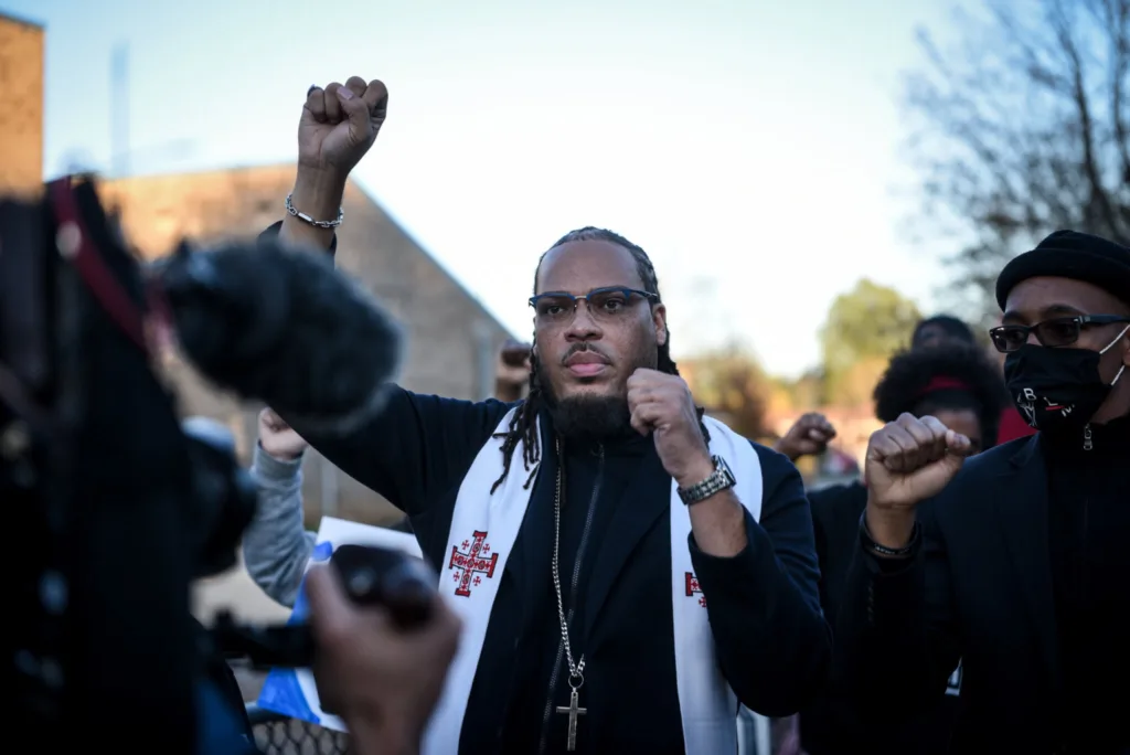 Sarah Ovaska - Cardinal & Pine