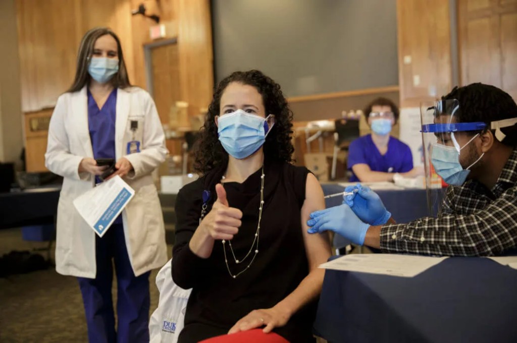Latina Doctors Got the COVID-19 Vaccine to Inspire Others to Do the Same