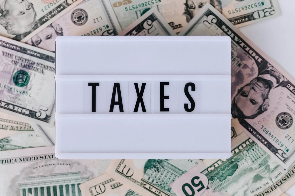 Quick Answers About Doing Your Taxes (and How to Get Them Done for Free)​