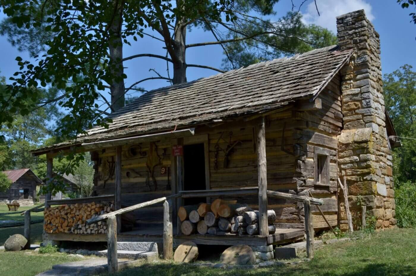 Pieces of Time Fill the Museum of Appalachia