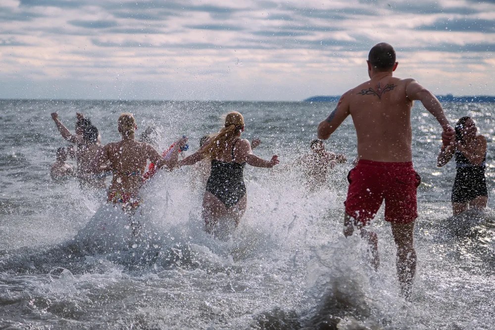 A polar plunge and a pickle drop: Here’s your NC winter bucket list