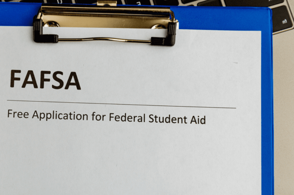 Navigating the new FAFSA? Here’s what you need to know.