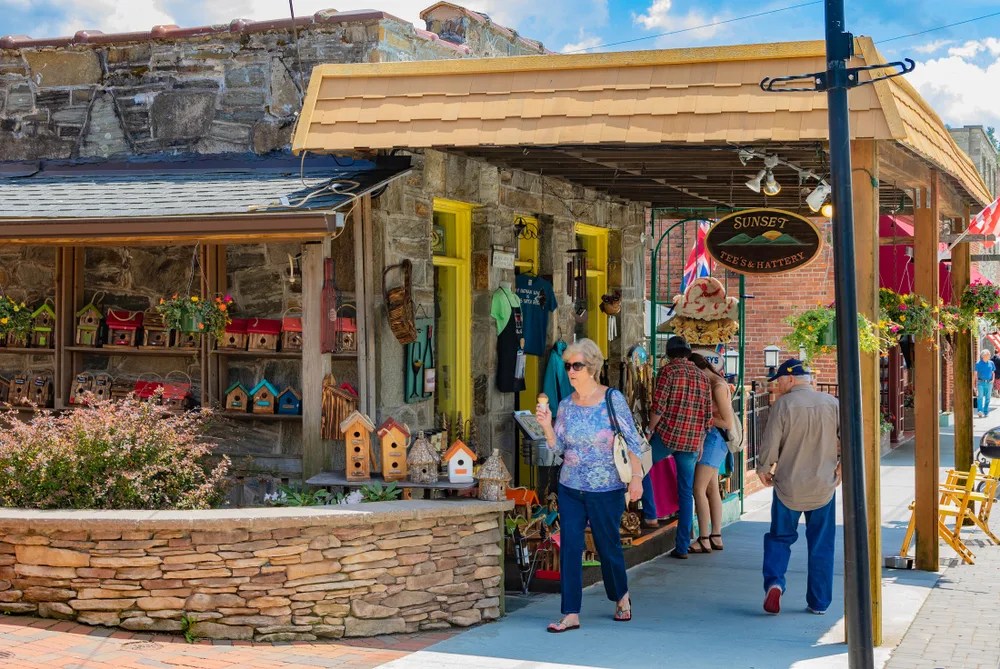 VIDEO: Blowing Rock Named “Best Small Town” in North Carolina