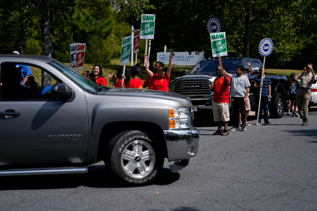 Op-Ed: In NC auto workers’ fight for better wages, public school teachers see themselves