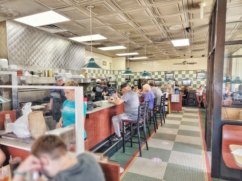 7 classic roadside diners in North Carolina that are worth a detour