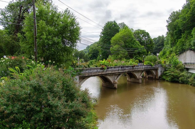 Thanks to the help of Spokes of Hope, a nonprofit organization, and a team of 40 volunteers, though, some of the gardens were salvaged after debris was cleared from the area. Those volunteers have been working tirelessly to help restore the Lake Lure Flowering Bridge to its former glory, and now they’ll be able to do just that with the assistance of FEMA.