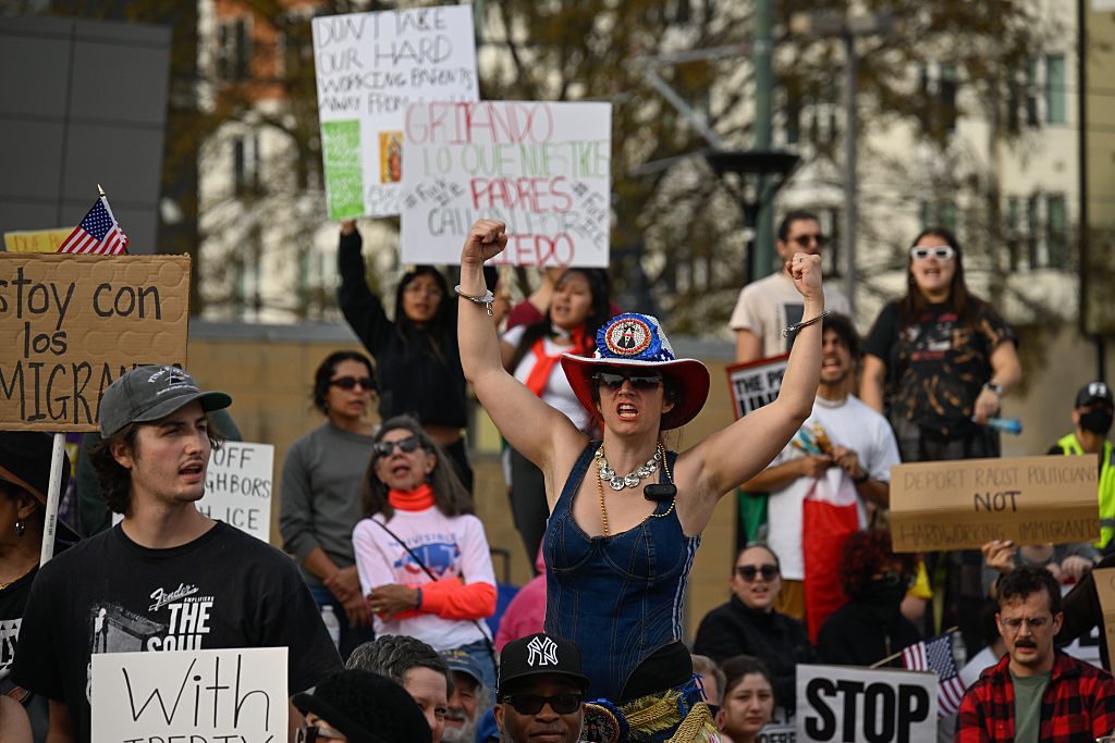‘A hornet’s nest of rebellion’: How Charlotte’s show of solidarity against Border Patrol ignited a grassroots defense