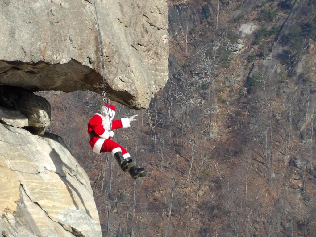 🎅 Wild photo of Santa at Chimney Rock