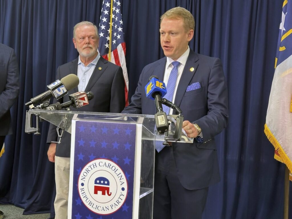 STATE LEGISLATURE - Cardinal & Pine