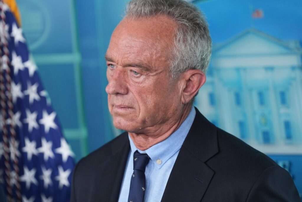 POLITICS - Cardinal & Pine