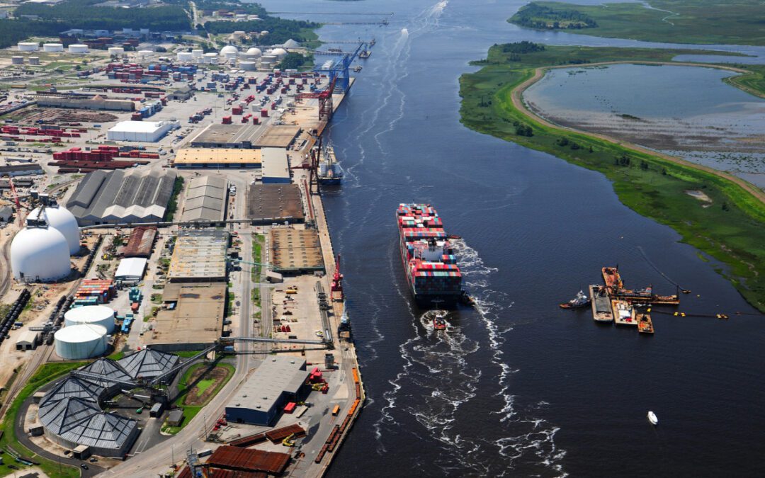 Army Corps of Engineers wants to dredge the Cape Fear River. Environmentalists tally the costs.