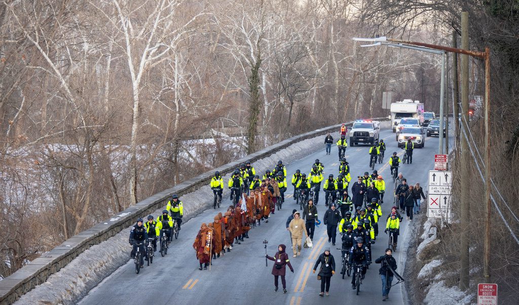 Buddhist monks' 'Walk for Peace' arrives in Washington