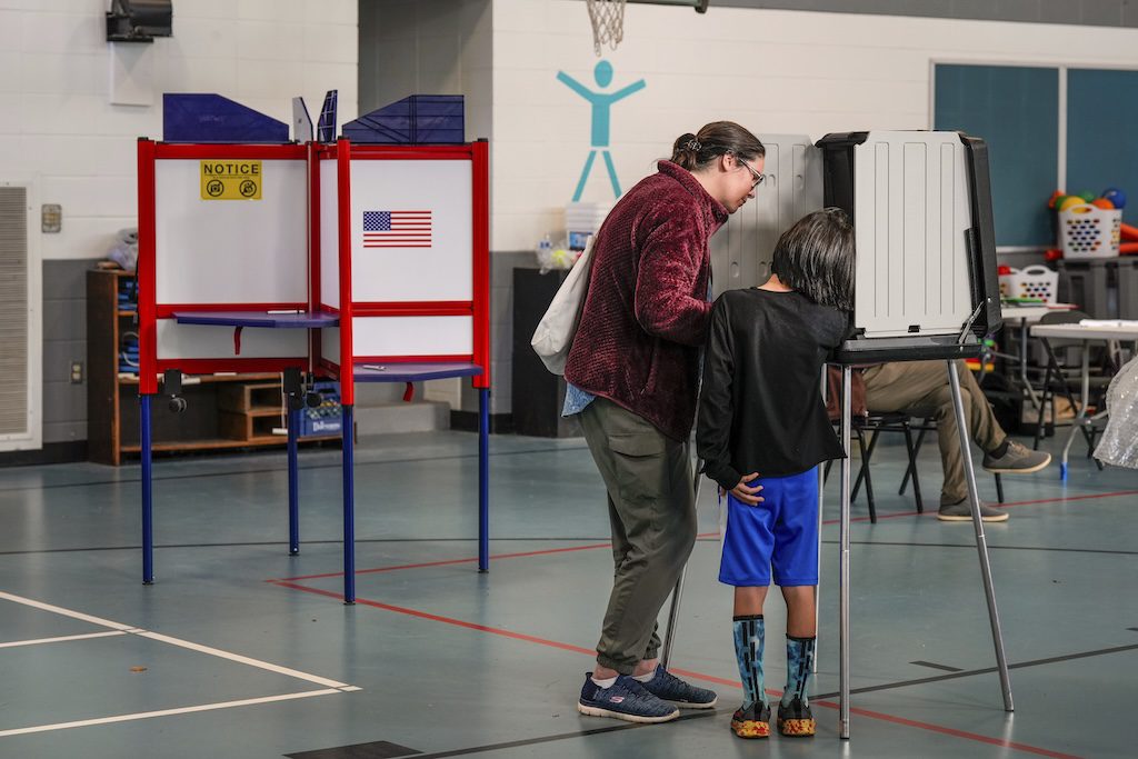 NC primary elections could see high-profile Republicans, Democrats lose their seats