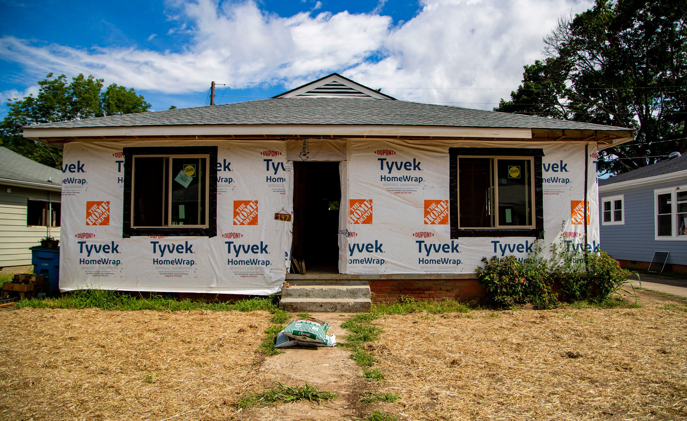 New report shows 'significant racial disparities' by Wells Fargo