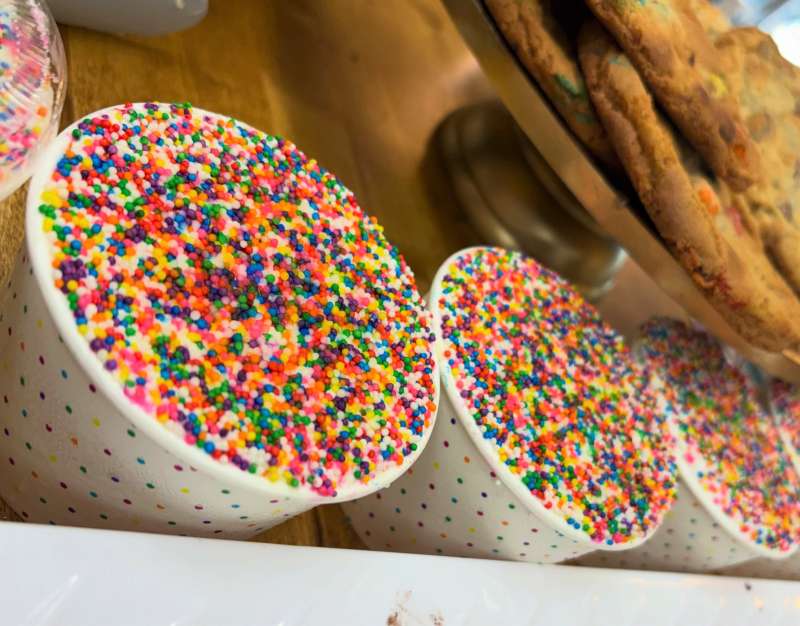 Why viral 'dot cakes' are taking over Wilmington bakeries