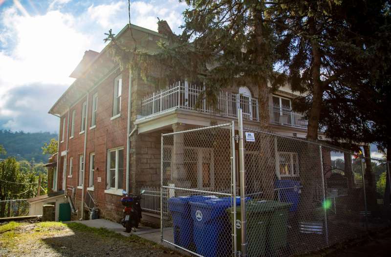 Historic Asheville boarding house gets new life as boutique hotel