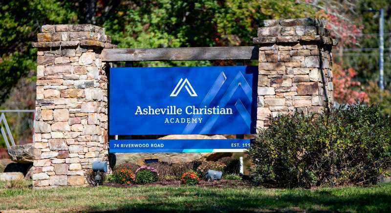 Bullies created AI, sexually explicit images of student. An Asheville private school allowed it, lawsuit says