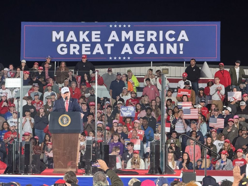 At Greenville rally, Trump threatens to withhold money for veterans exposed to toxic water if Republicans lose